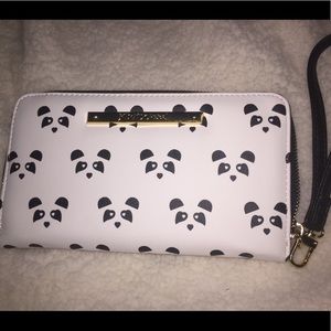 NWOT! Betsey Johnson Wallet/Wristlet